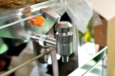 XC-2000C の商業オレンジ ジューサー機械、店のための自動柑橘類ジュースの抽出器