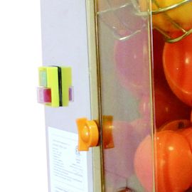 オート・フィード Hopp の自動柑橘類のジューサーが付いている商業オレンジ ジュース機械